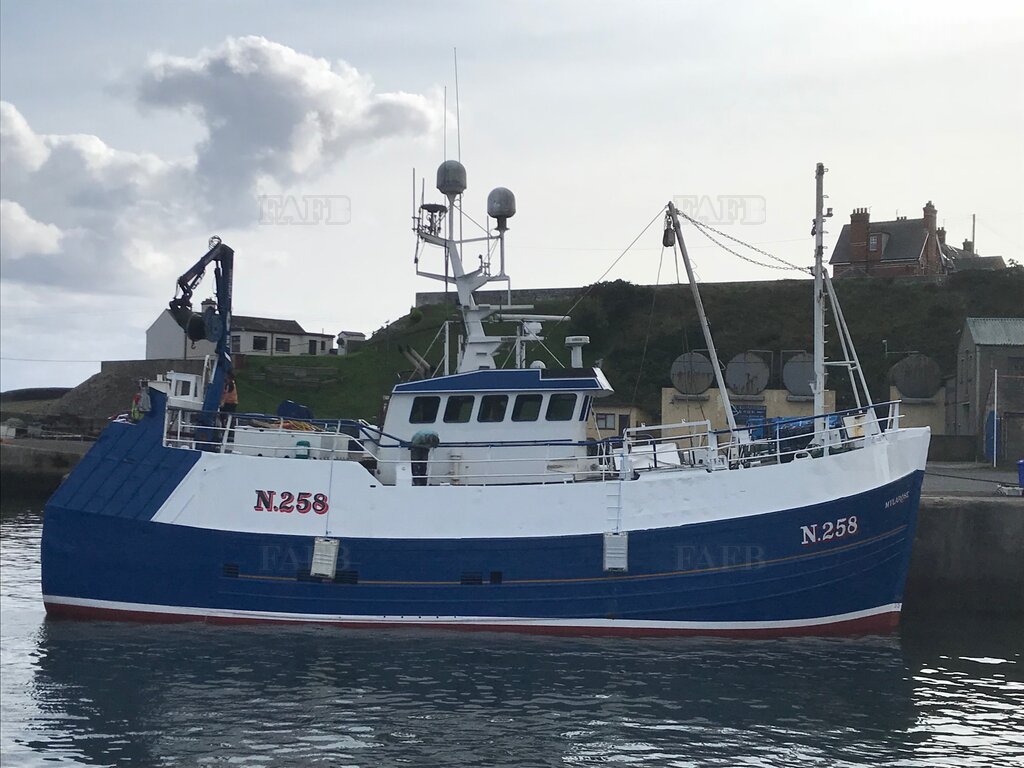 twin rig / whitefish trawler